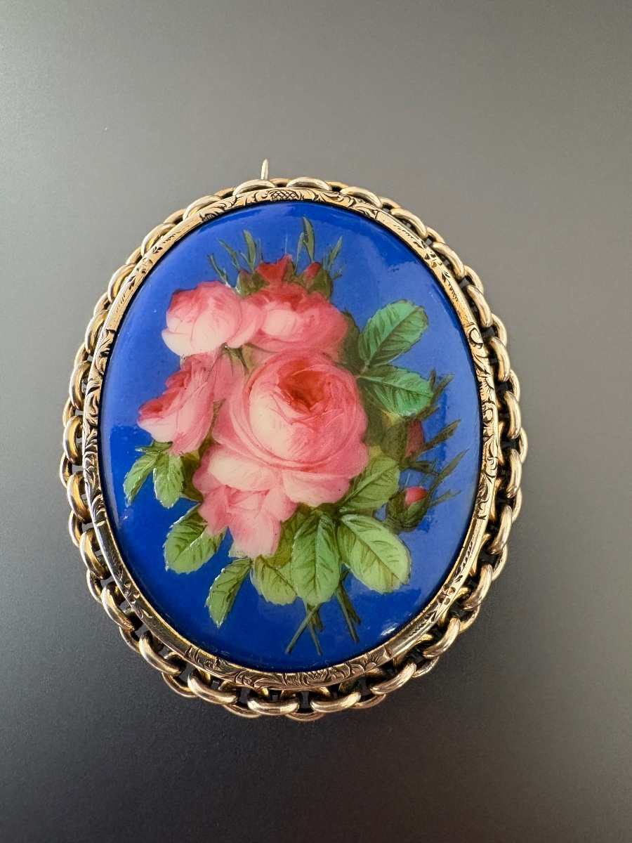 Belle époque: 800/1000 Silver Brooch With A Hand-painted Miniature. 