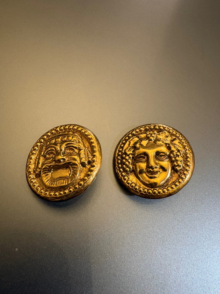 Comédie Française: Pair Of Gold-tone Metal Earrings.-photo-2