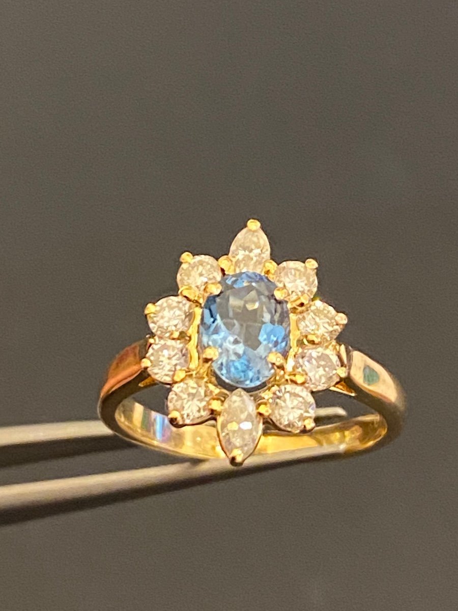Marine Acute Daisy Ring Surrounded By Diamonds On Gold-photo-4