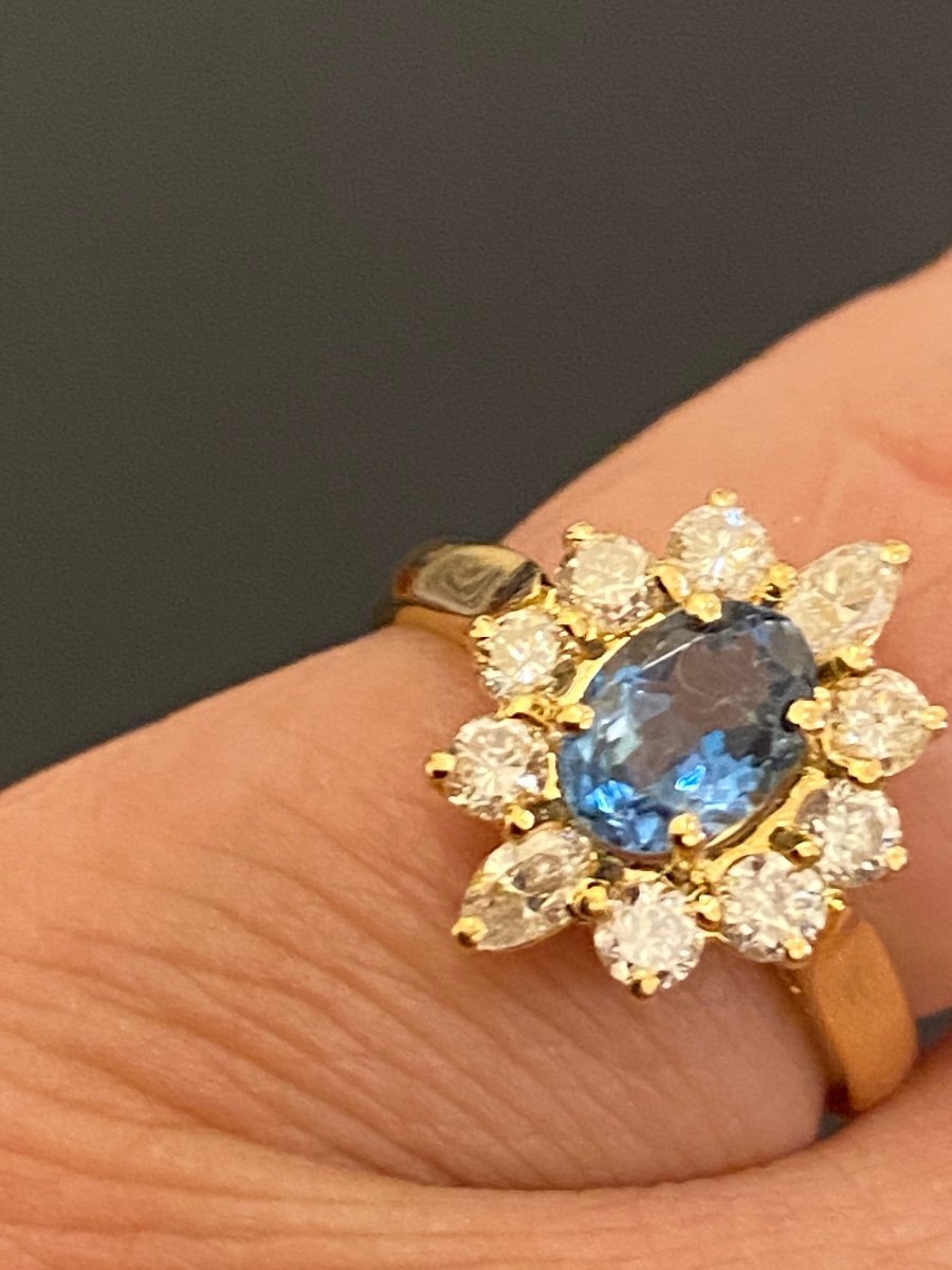 Marine Acute Daisy Ring Surrounded By Diamonds On Gold-photo-5
