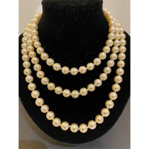 Cultured Pearl Necklace. 1.05 Meters, Gold Clasp 750/1000 Eme