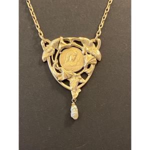 Old Art Nouveau Silver Necklace. Dropsy Sign