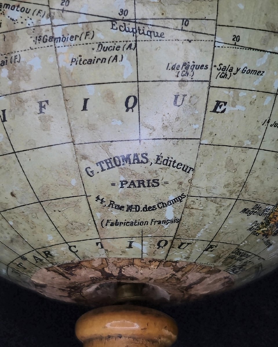 G. Thomas Cabinet Globe - Late 19th Century-photo-2