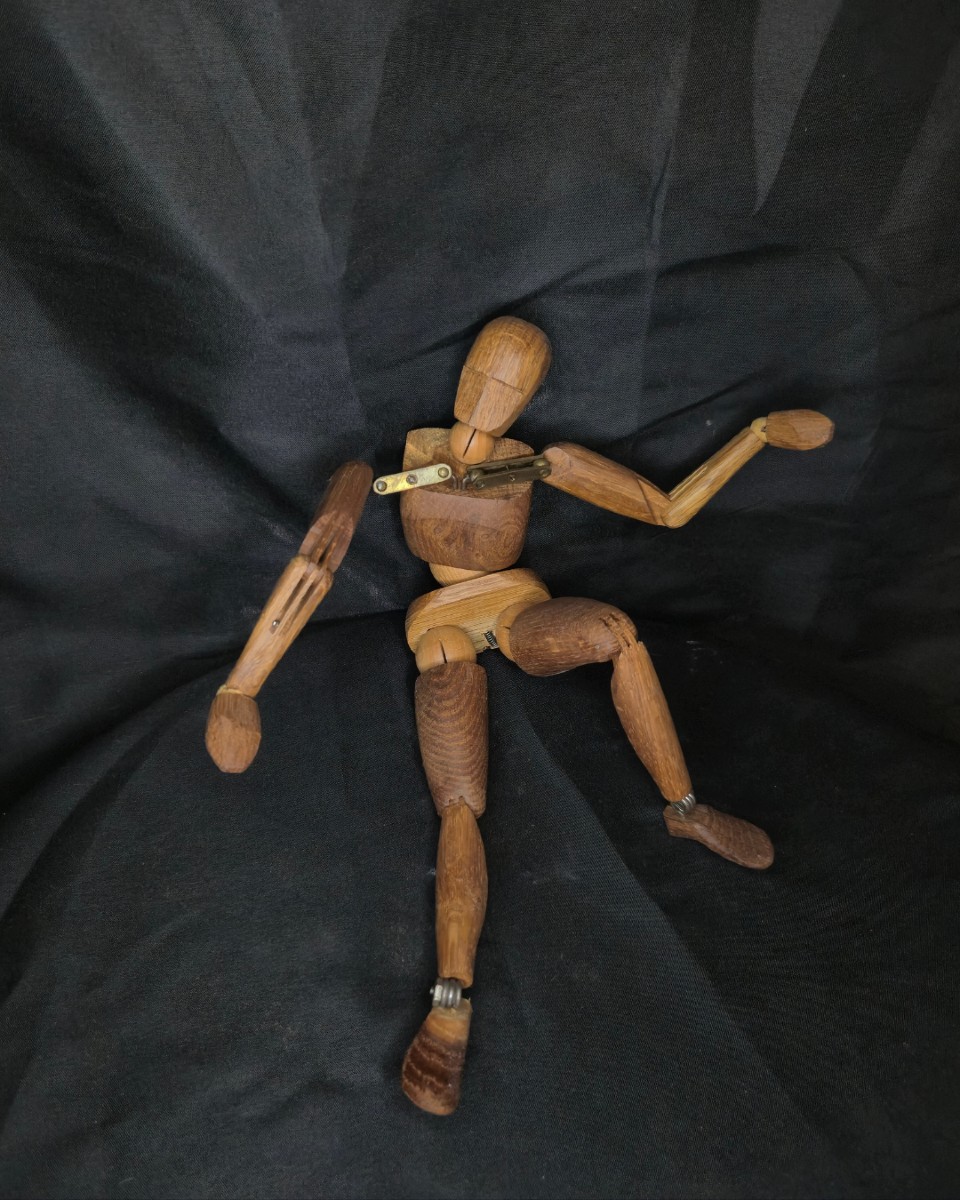 Mannequin d'artiste articulé en bois - XXe siècle