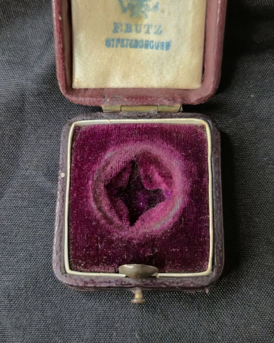 Imperial Russian Badge In Its Original Box - Late 19th Century-photo-3