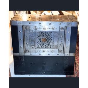 Ancien coffre-fort clouté - Italie - XIXe