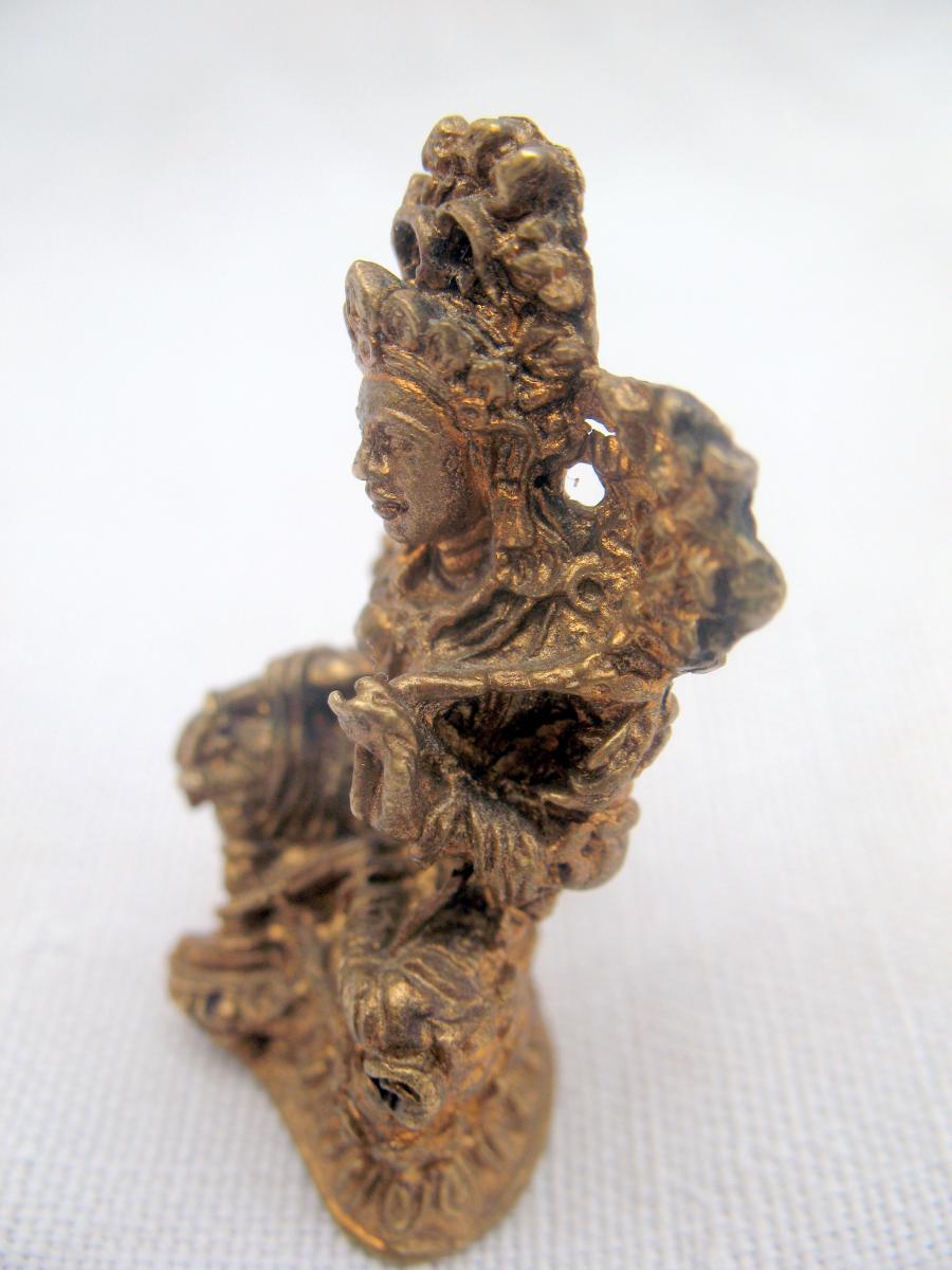 Poids à opium en bronze doré représentant la déesse Tara. Tibet ou Népal, XIXème-photo-5