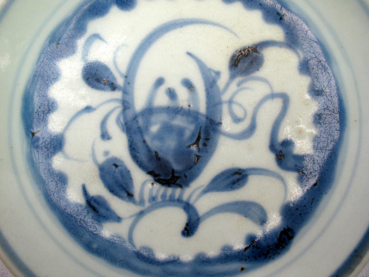 Small White Porcelain Dish. Dynasty Lê, Vietnam XVI - XVIIth Century-photo-3