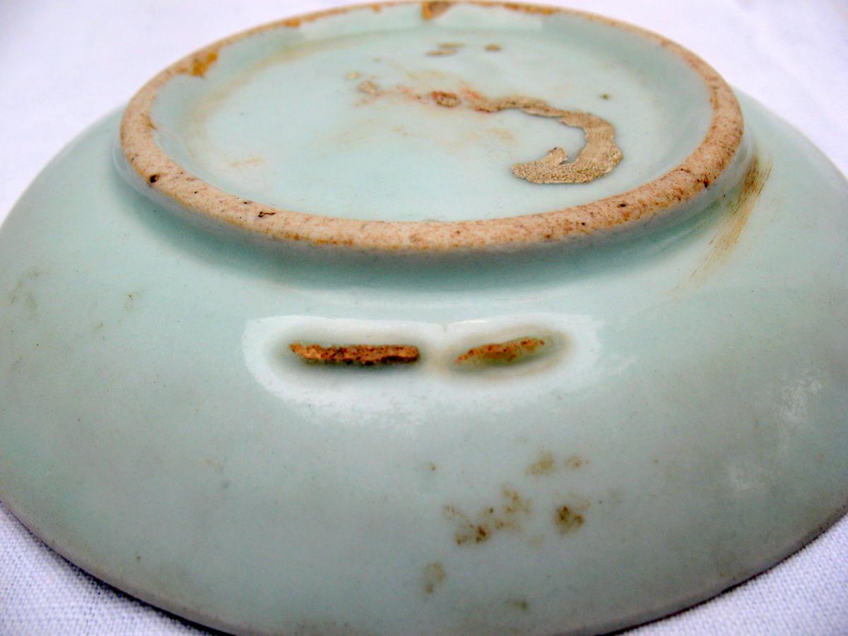 Small White Porcelain Dish. Dynasty Lê, Vietnam XVI - XVIIth Century-photo-2