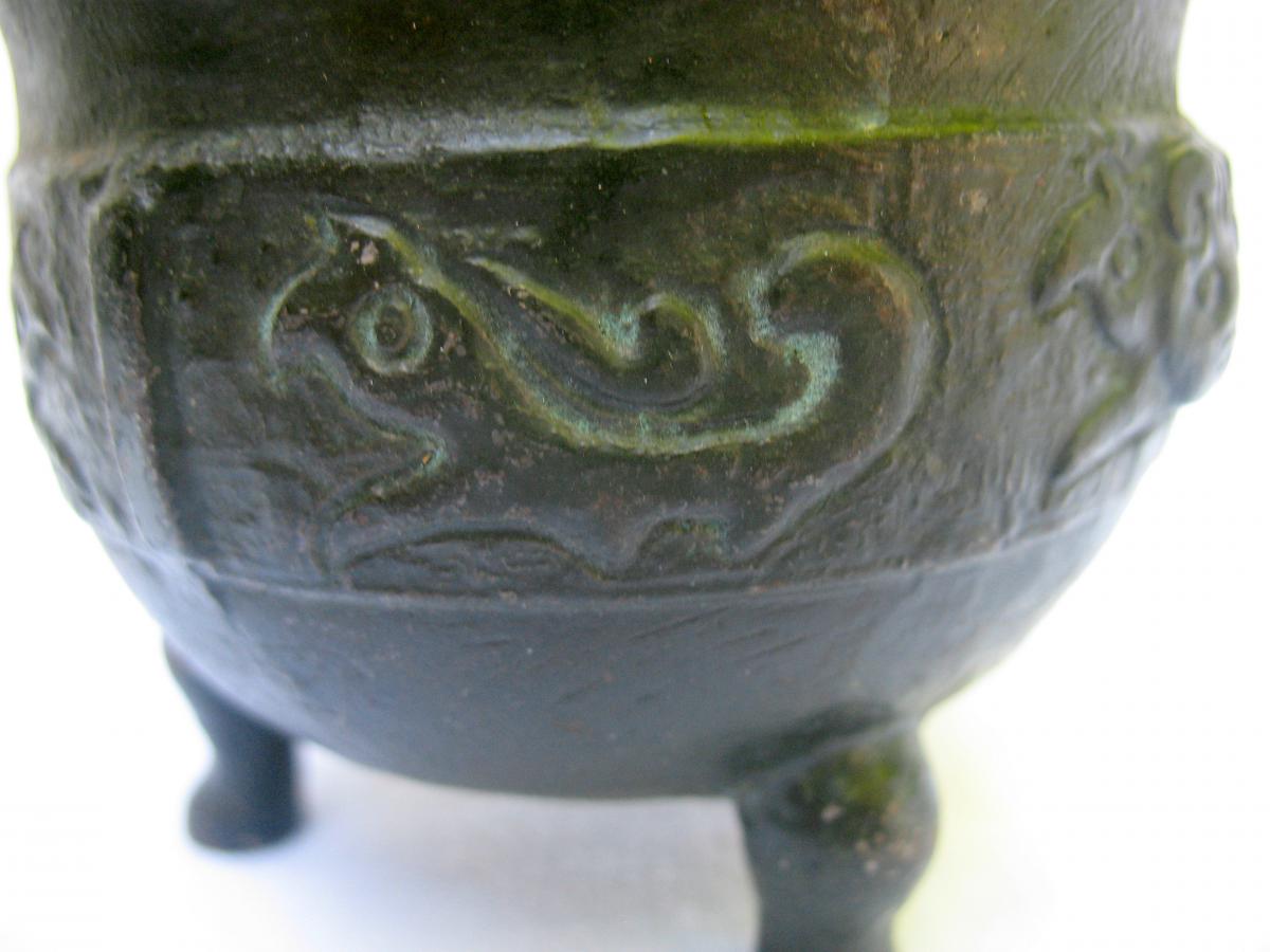 Shang Or Zhou Style Bronze Ritual Vase, China XIXth Century-photo-1