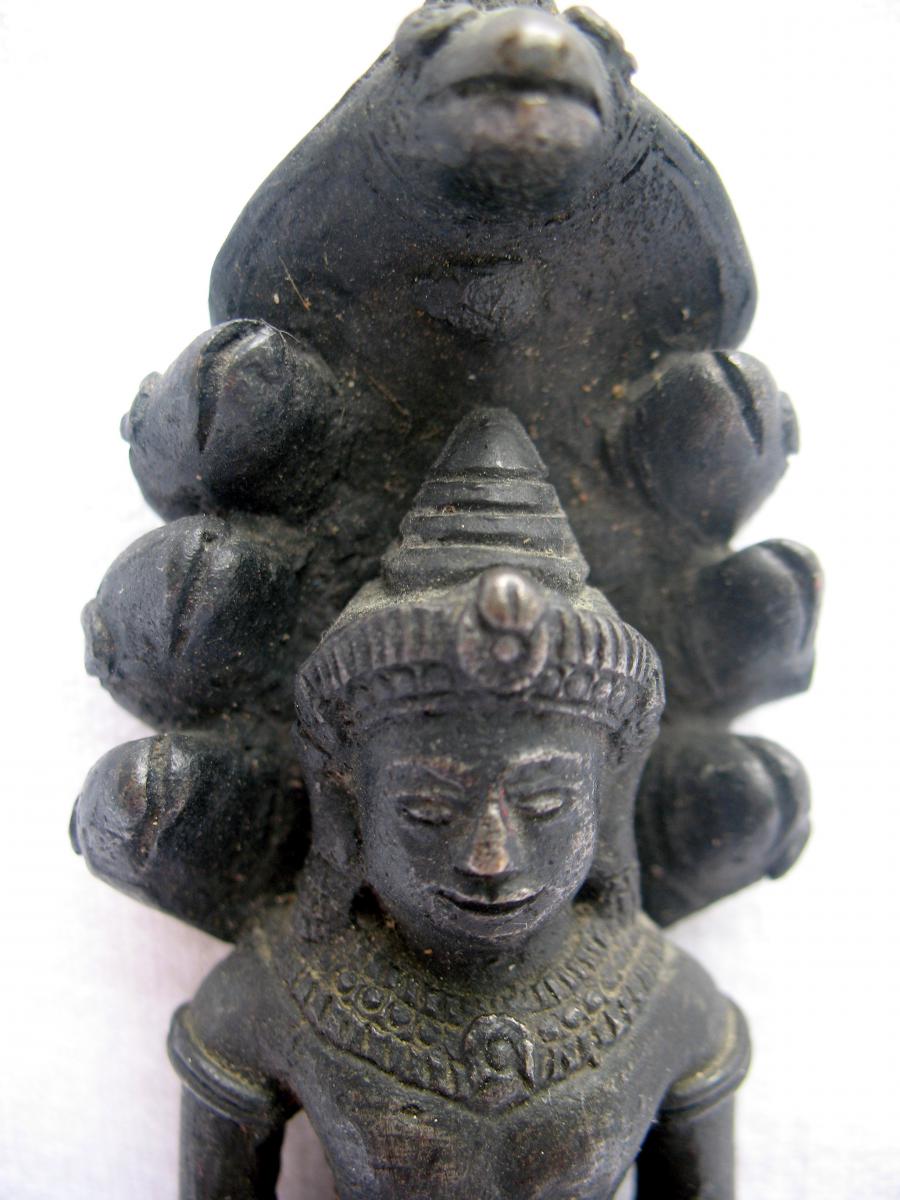 Bouddha aux cobras en bronze. Empire Khmer, Cambodge fin XIXème-photo-4