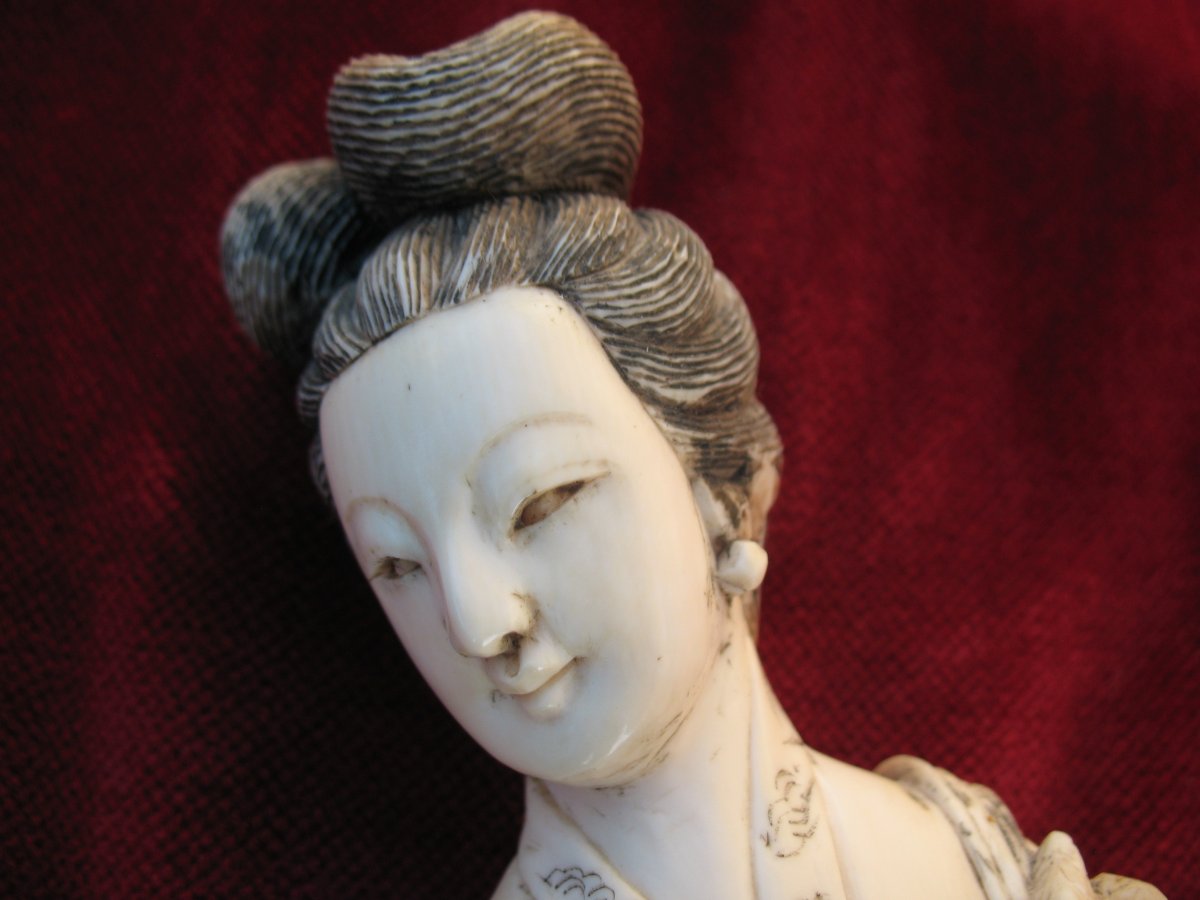 Guanyin ..statuette Chinese Woman In Ivory .... China-photo-3