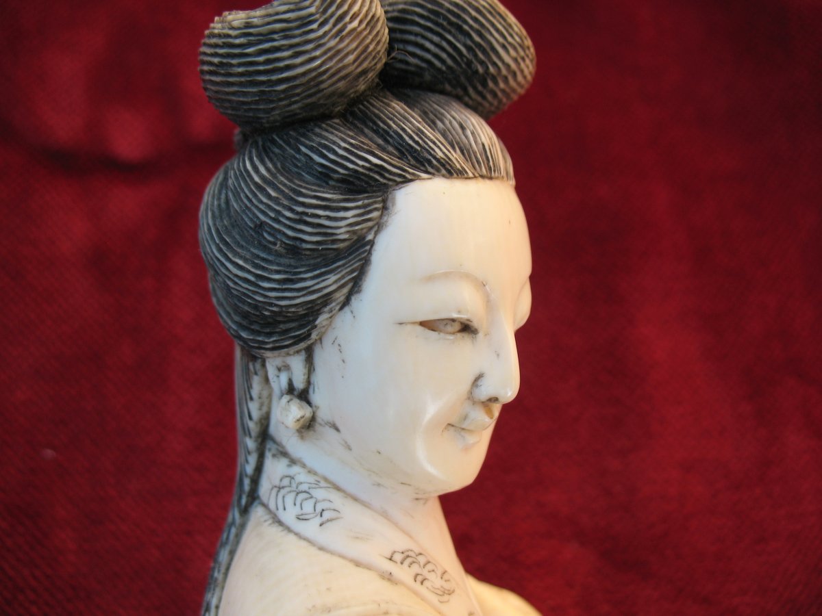 Guanyin ..statuette Chinese Woman In Ivory .... China-photo-4