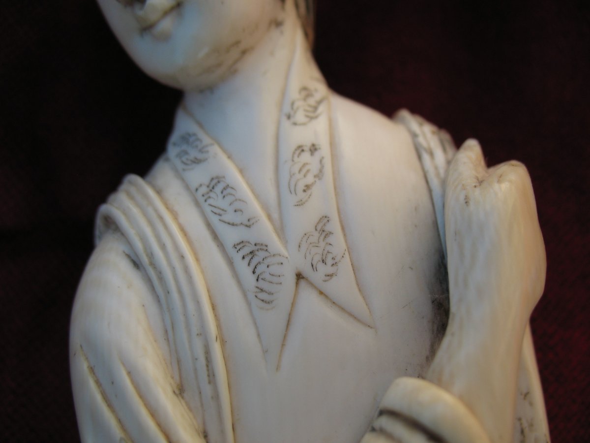 Guanyin ..statuette Femme Chinoise En Ivoire ....CHINE-photo-1