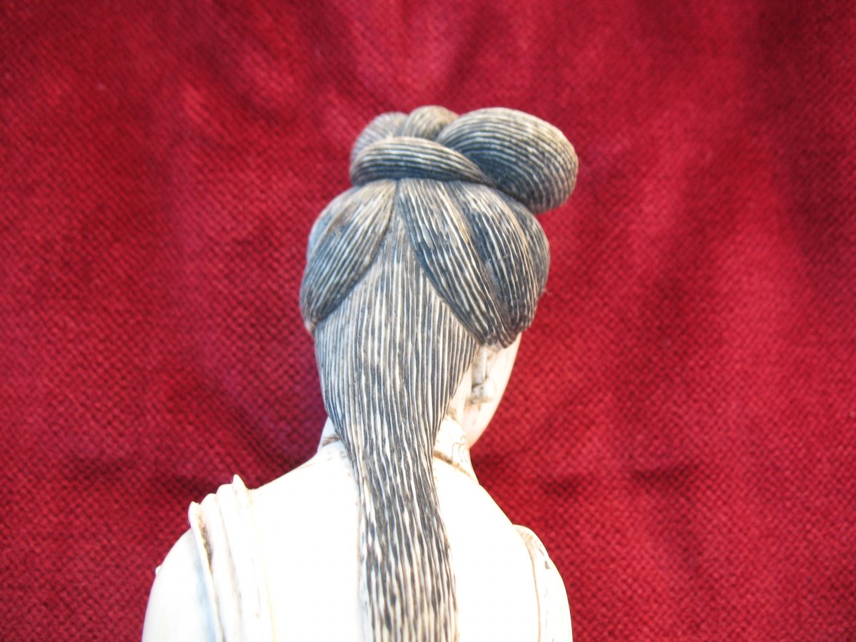 Guanyin ..statuette Chinese Woman In Ivory .... China-photo-6
