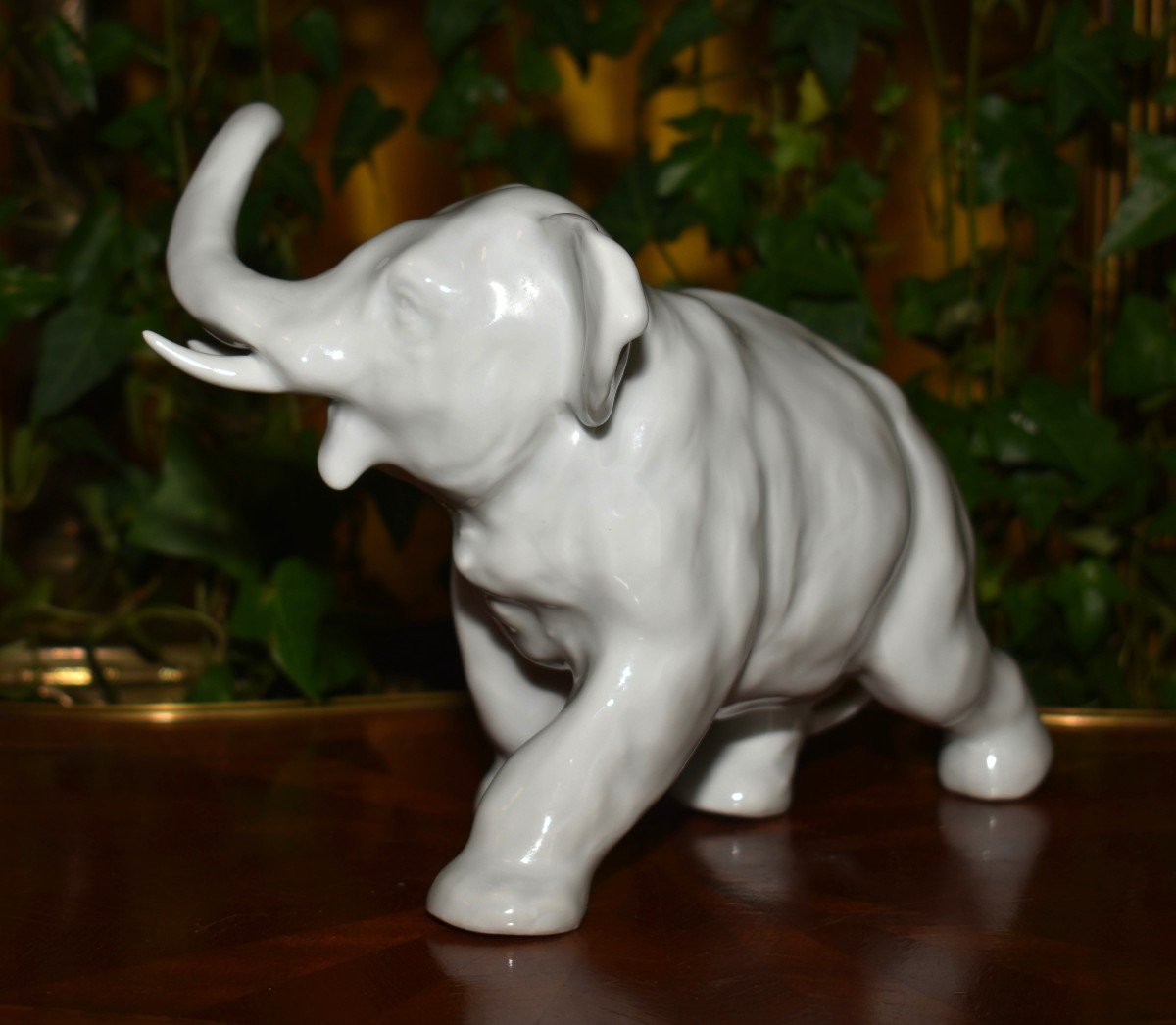 Théodore Haviland, Elephant In White Enameled Porcelain After Jules Desbois (1851-1935)-photo-1