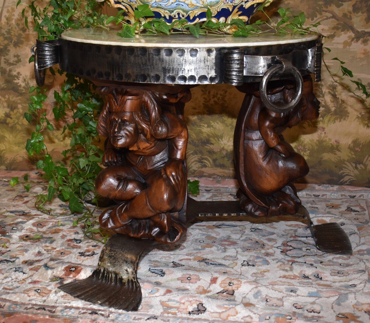 Jean Maurice Rothschild ( 1902-1988 ). Table Basse En Fer Forgé aux trois Statues  plateau   Marbre-photo-3