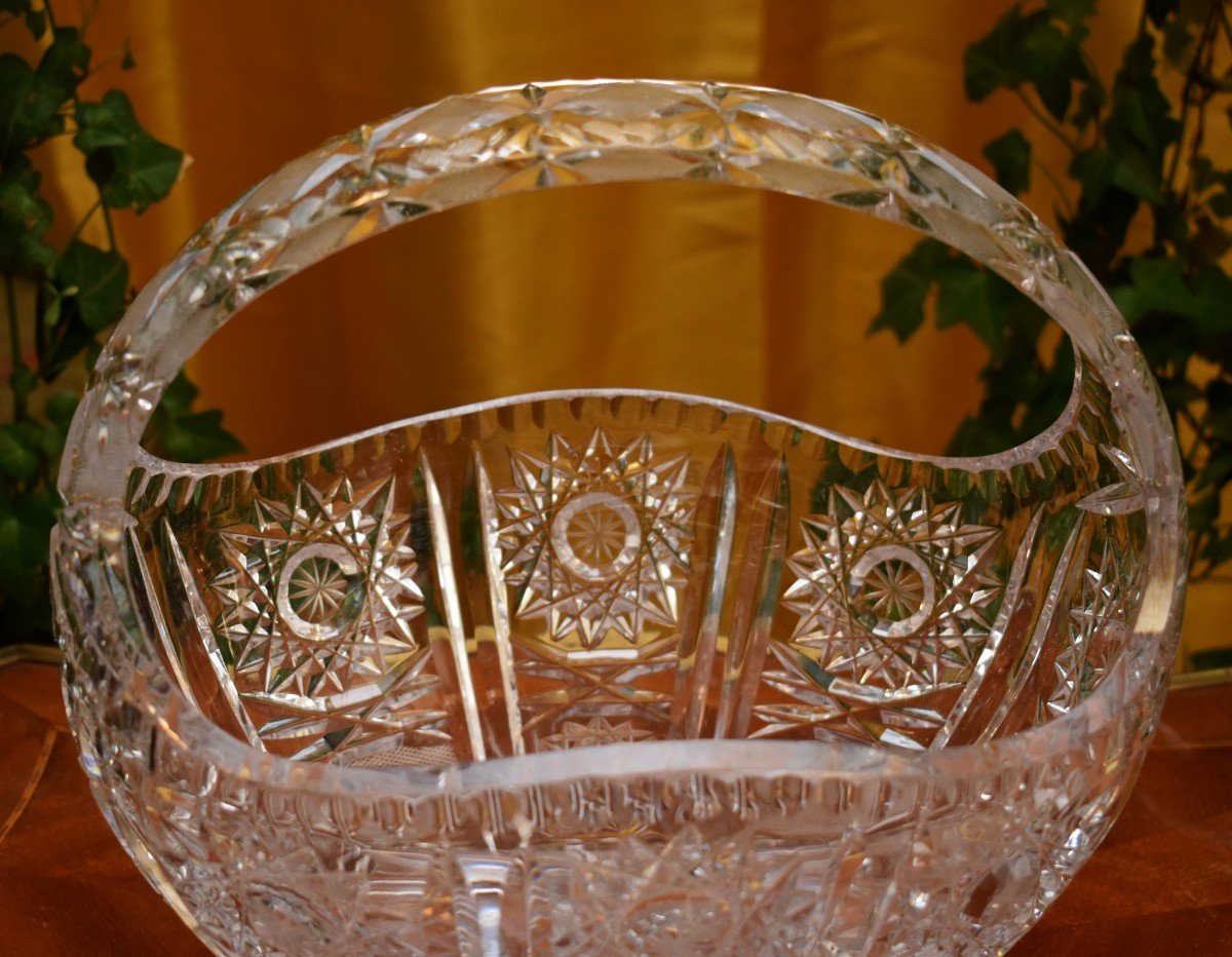 Grande Coupe En Cristal Taillé Et Ciselé, Centre De Table De Forme Panier. -photo-3