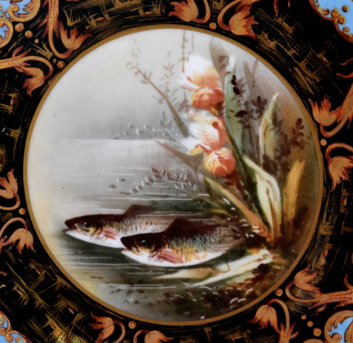 Pouyat Limoges , Rare Assiette Décorative En Porcelaine,  Décor  aquatique entièrement  Peint Main, XIXème. poissons , truites, tritons -photo-2
