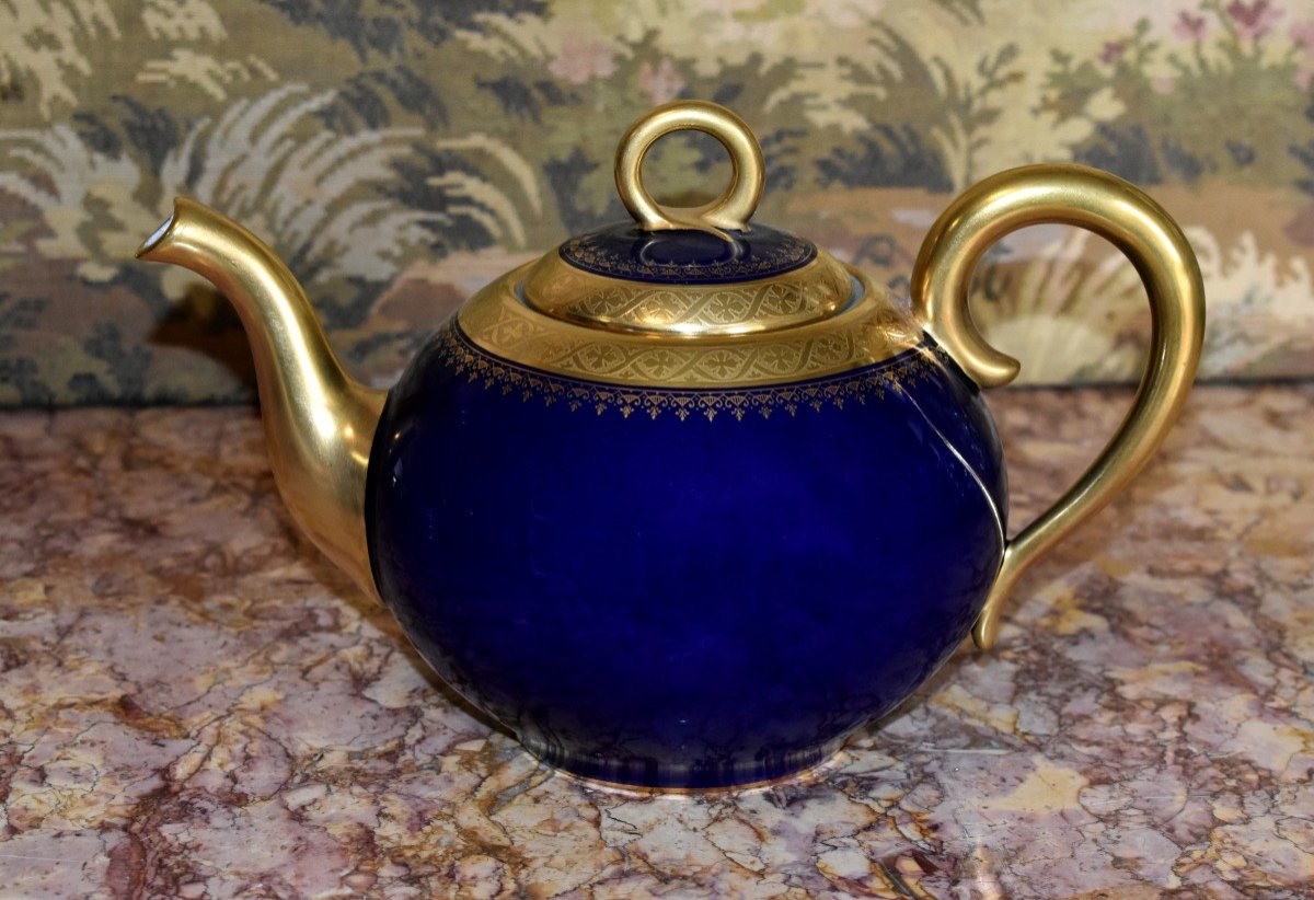 Jug, Coffee Pot Or Teapot In Limoges Porcelain In Kiln Blue And Gold Inlay.-photo-1