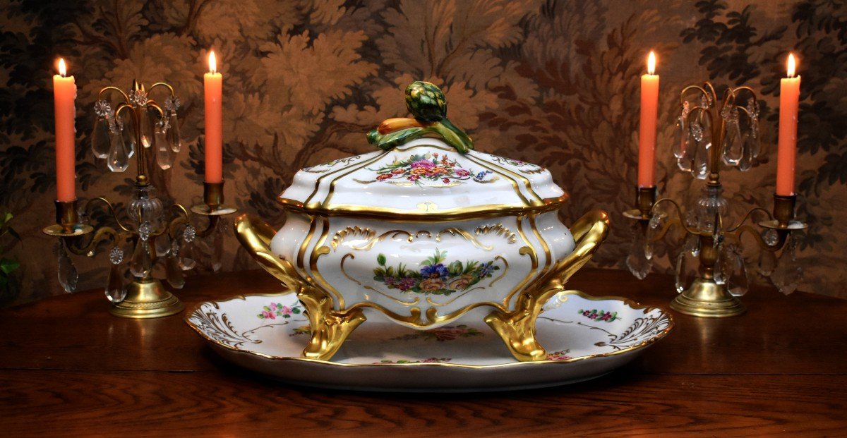 Important Tureen And Its Presentation Dish In Hand Painted Limoges Porcelain,