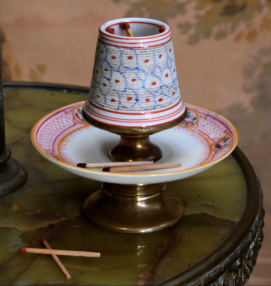 Porcelain Pyrogen Mounted On Dish.-photo-4