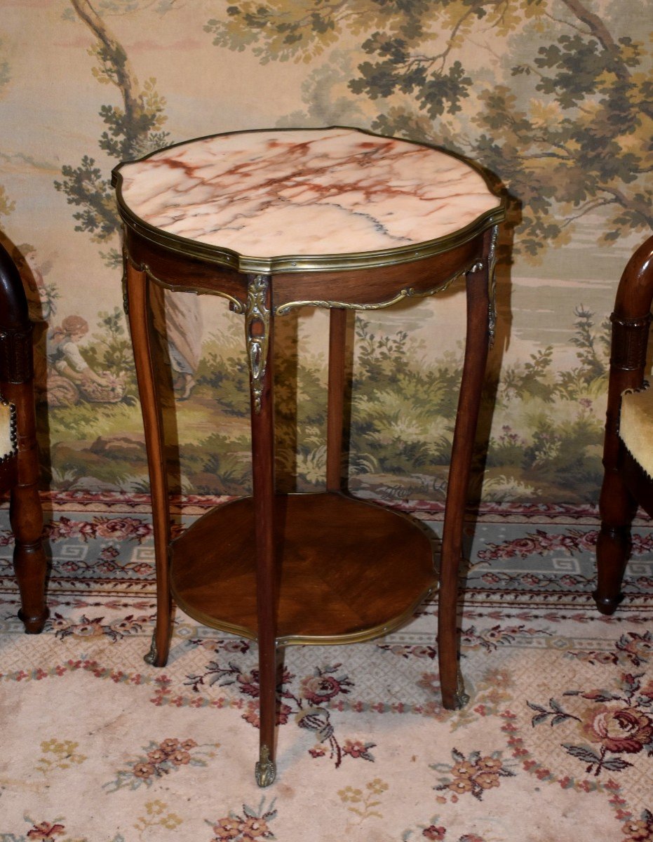 Louis XV Style Pedestal Table With Marble Top And Chiseled Bronzes, 19th Century Middle Or Side Table-photo-2
