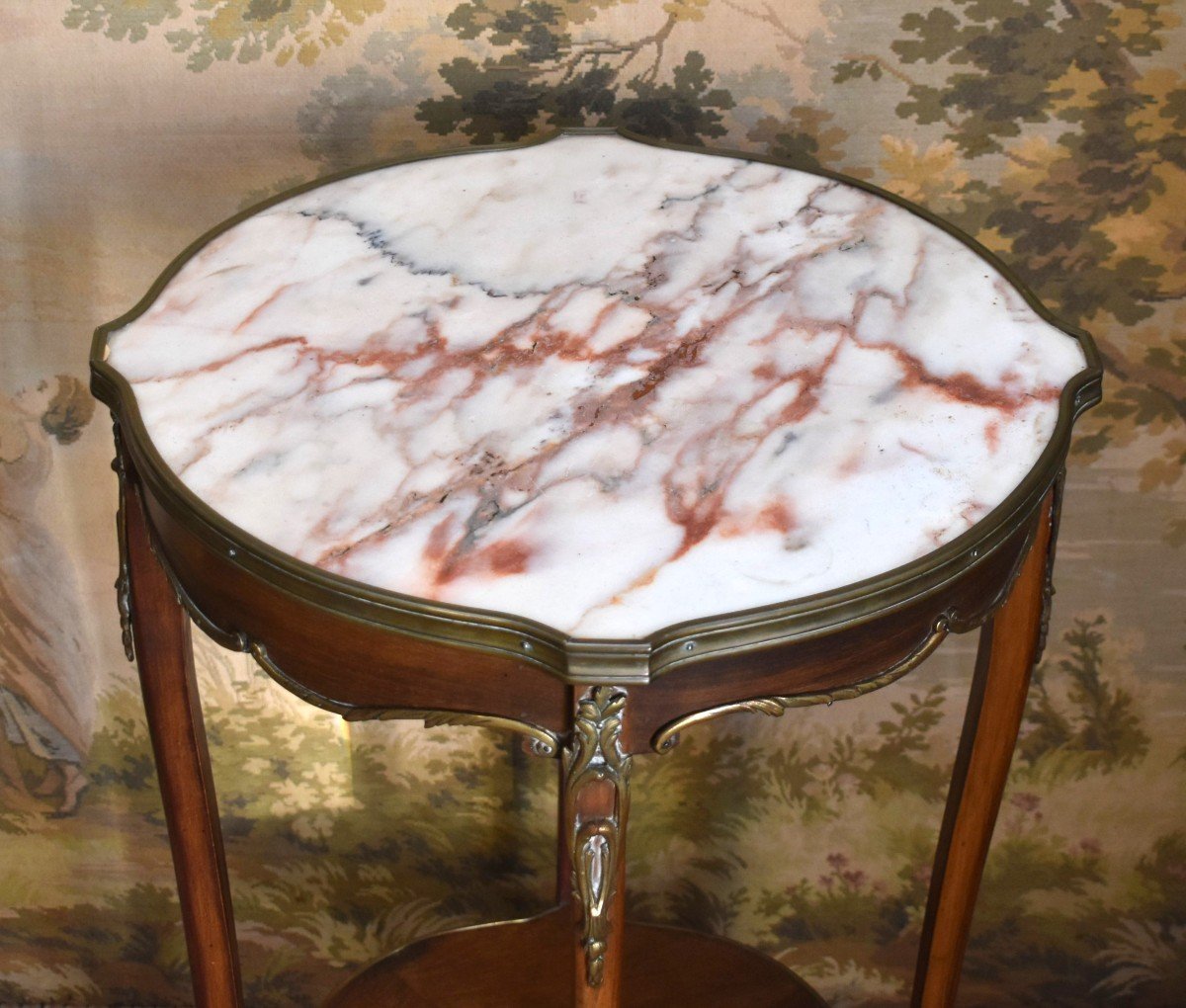 Louis XV Style Pedestal Table With Marble Top And Chiseled Bronzes, 19th Century Middle Or Side Table-photo-1