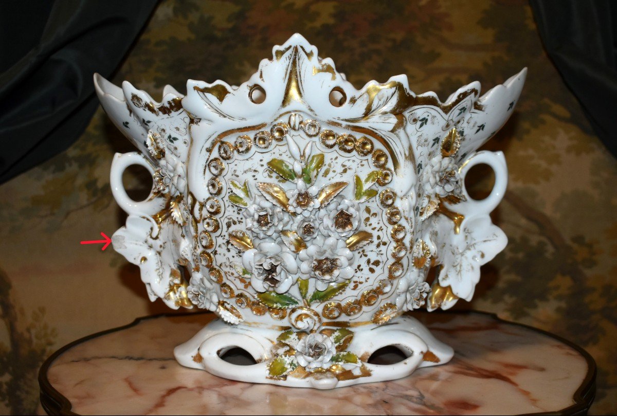 Grande Coupe, Important Vase En Porcelaine De Limoges, Jardinière Napoléon III à Décor En Relief. XIXe.-photo-5
