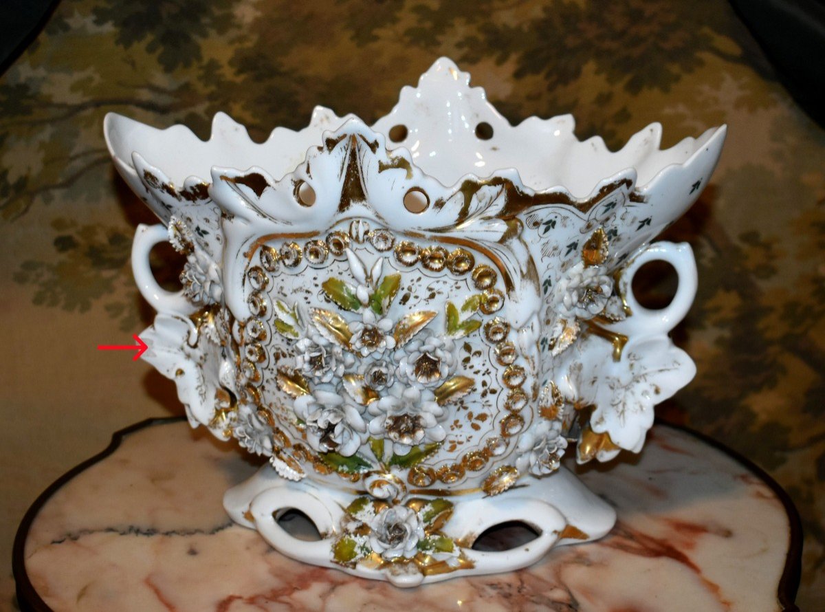 Grande Coupe, Important Vase En Porcelaine De Limoges, Jardinière Napoléon III à Décor En Relief. XIXe.-photo-6
