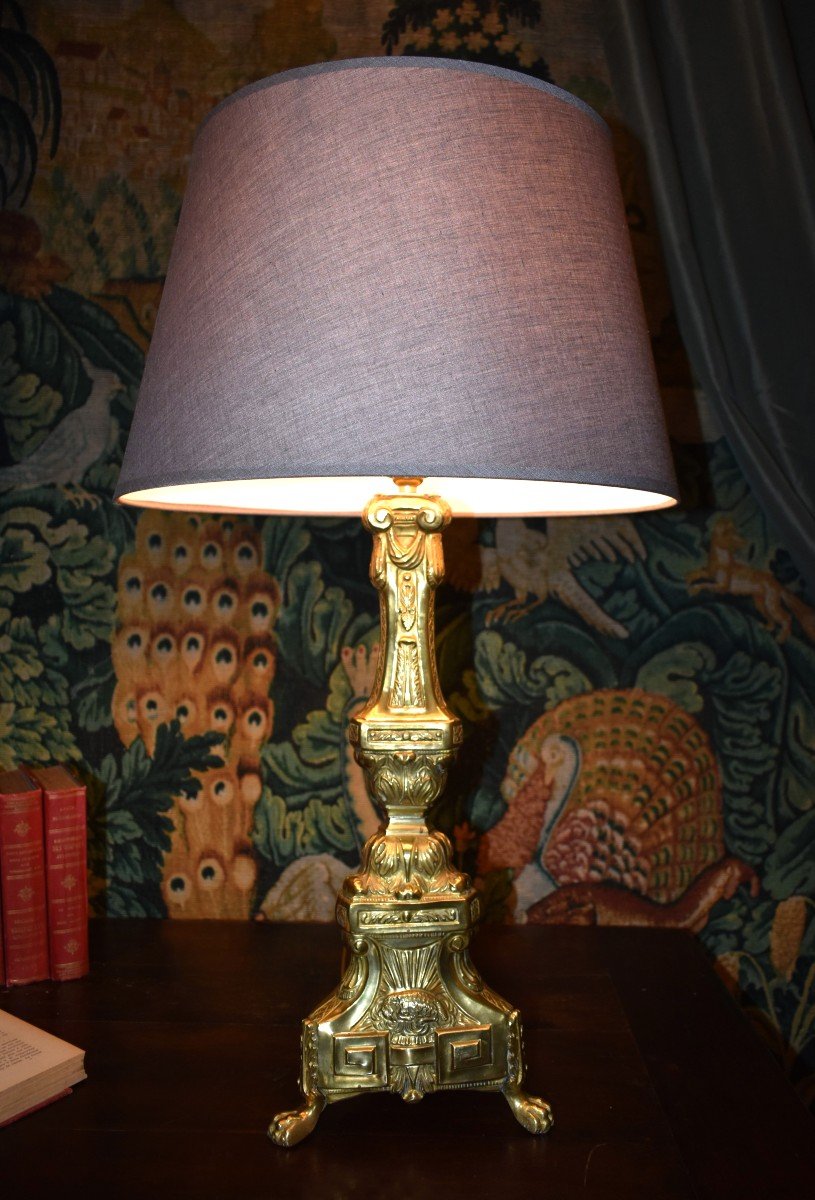 Candlestick In Embossed And Gilded Brass, Mounted As A Lamp, Base With Liturgical Decor, Lampshade -photo-1