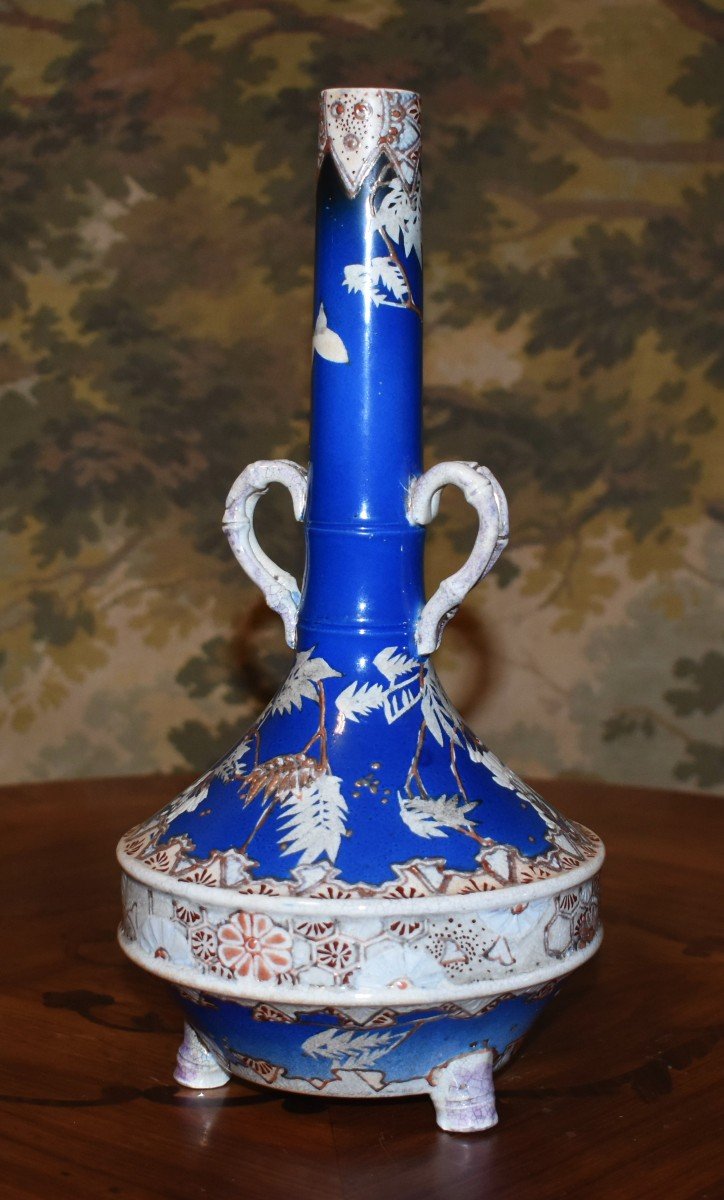 Ceramic Soliflore Vase With Insect And Foliage Decor, Blue Background, Earthenware (japan Or China)-photo-1