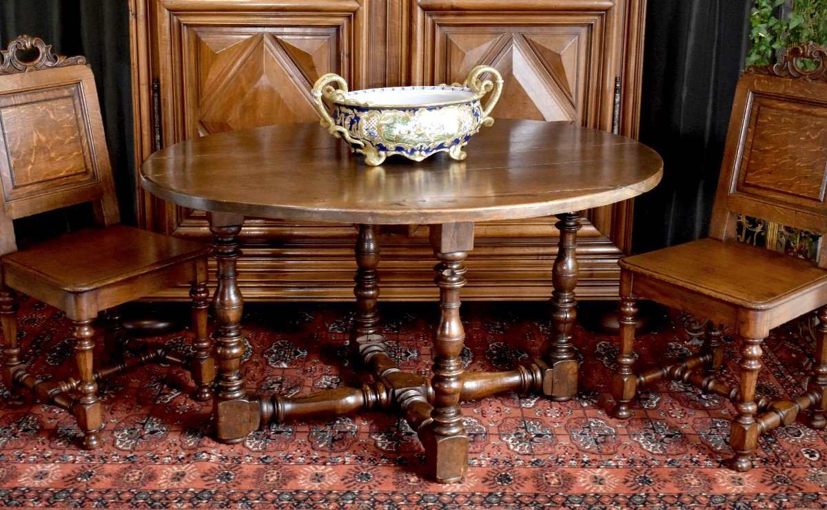 Oval Table, Middle Pedestal Table, Louis XIII - Louis XIV Style, Dining Room, Oak.