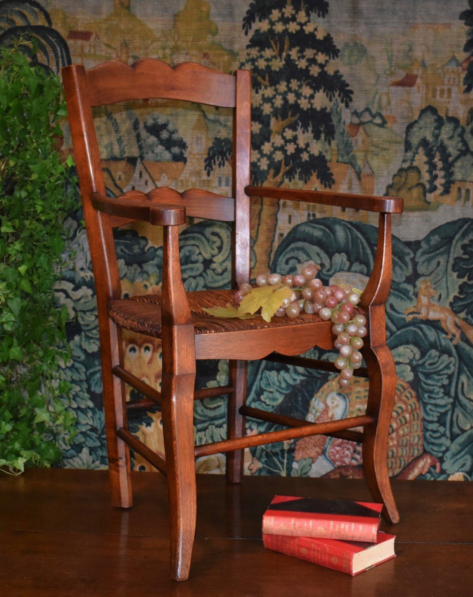 Fauteuil d'Enfant ,  Rare Petit Siège rustique  En Paille 