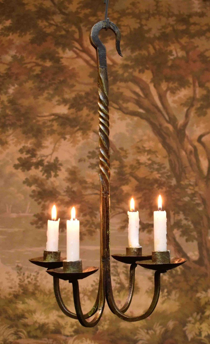 Suspension Forming Candle Holders, 4 Light Arms, Wrought Iron Chandelier Candle Lighting. 