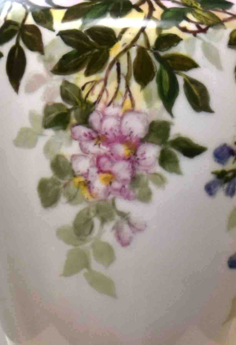 L. Thomas. Dated 1931, Large Hand-painted Limoges Porcelain Vase With Floral Decor,     -photo-5