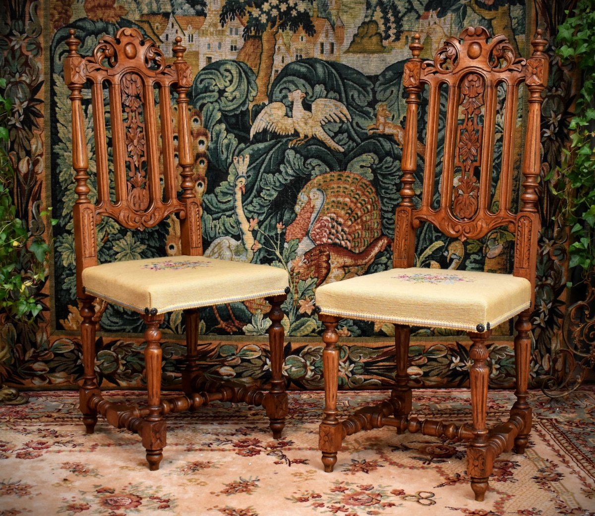 Paire De Chaises De Style Renaissance - Henri II En Chêne Massif Et Tissu Aux Petits Points.   -photo-2