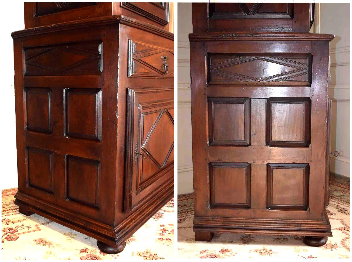 Louis XIII Standing Man In Walnut, Cabinet With Two Superimposed Parts, Diminutive 2-part Sideboard-photo-3