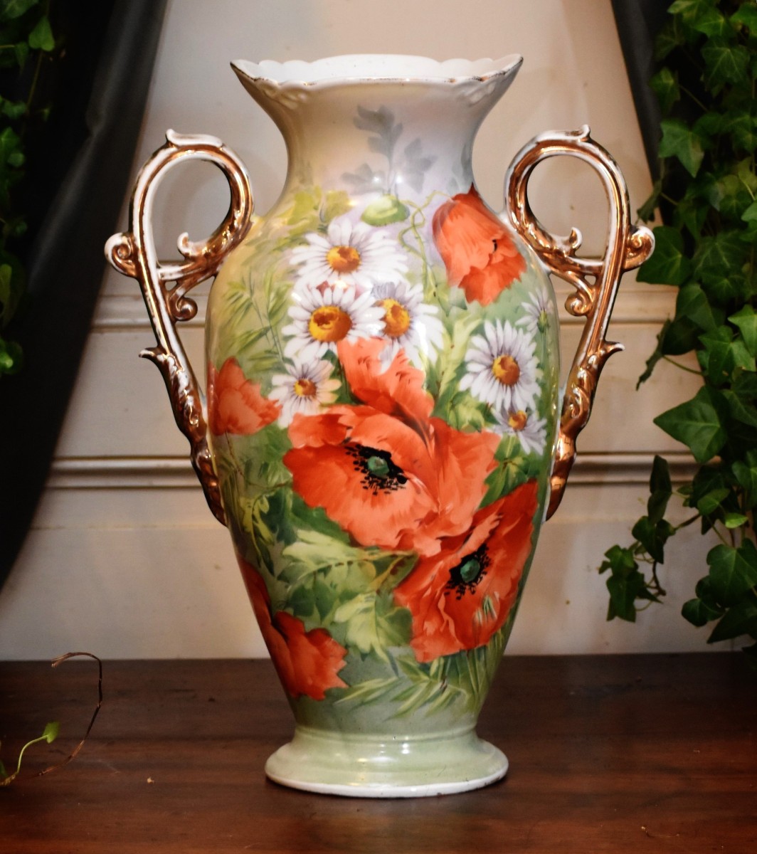 Grand Vase En Porcelaine De Limoges,  Décor Aux Coquelicots Et Marguerites, Peint Main, XIXème 