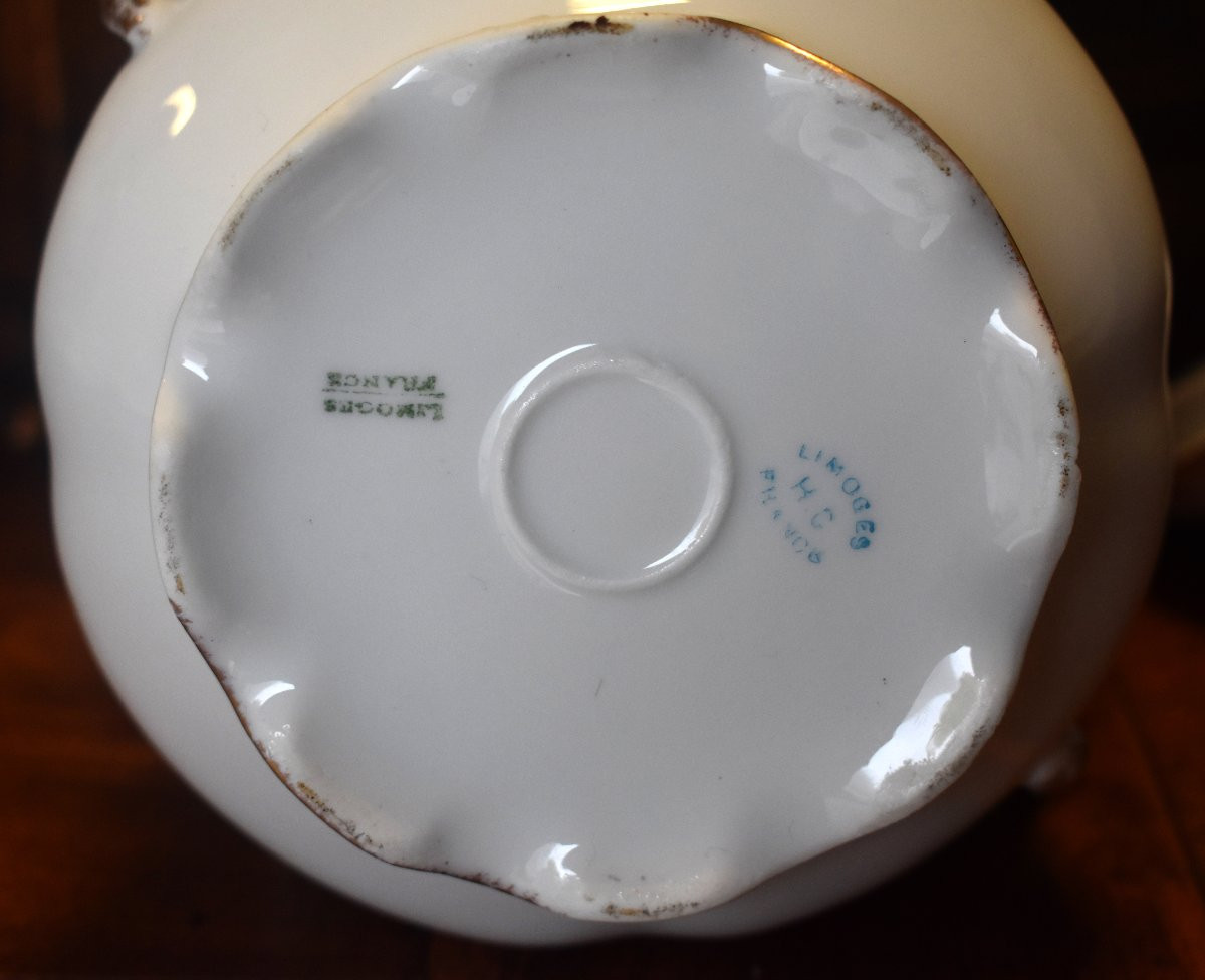 Service à Café En Porcelaine De Limoges , Décor peint main à la Pâte d'Or et  Or Fin ,         -photo-8