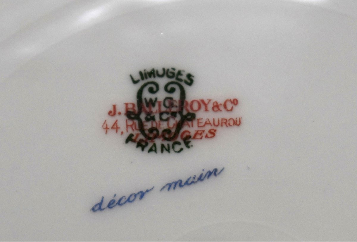 Balleroy - William Guérin. Plat Décoratif peint main  Porcelaine De Limoges, décor à l'antique -photo-6