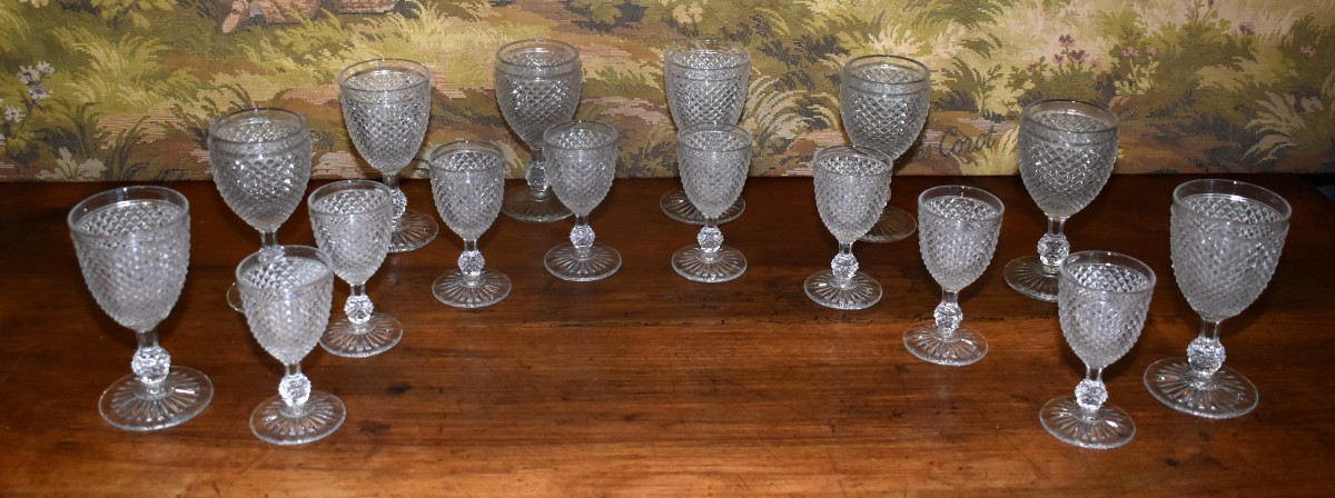 Baccarat Crystal Set Of 16 Wine And Water Glasses, Beveled Diamond Tips, Gondola Shape