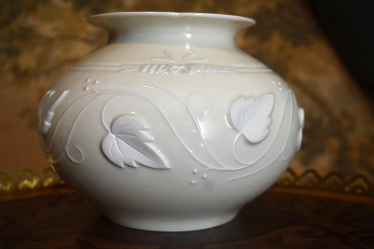 Robert Haviland And C. Parlon In Limoges, Ball Vase In Enameled Porcelain With Biscuit Decoration.-photo-4
