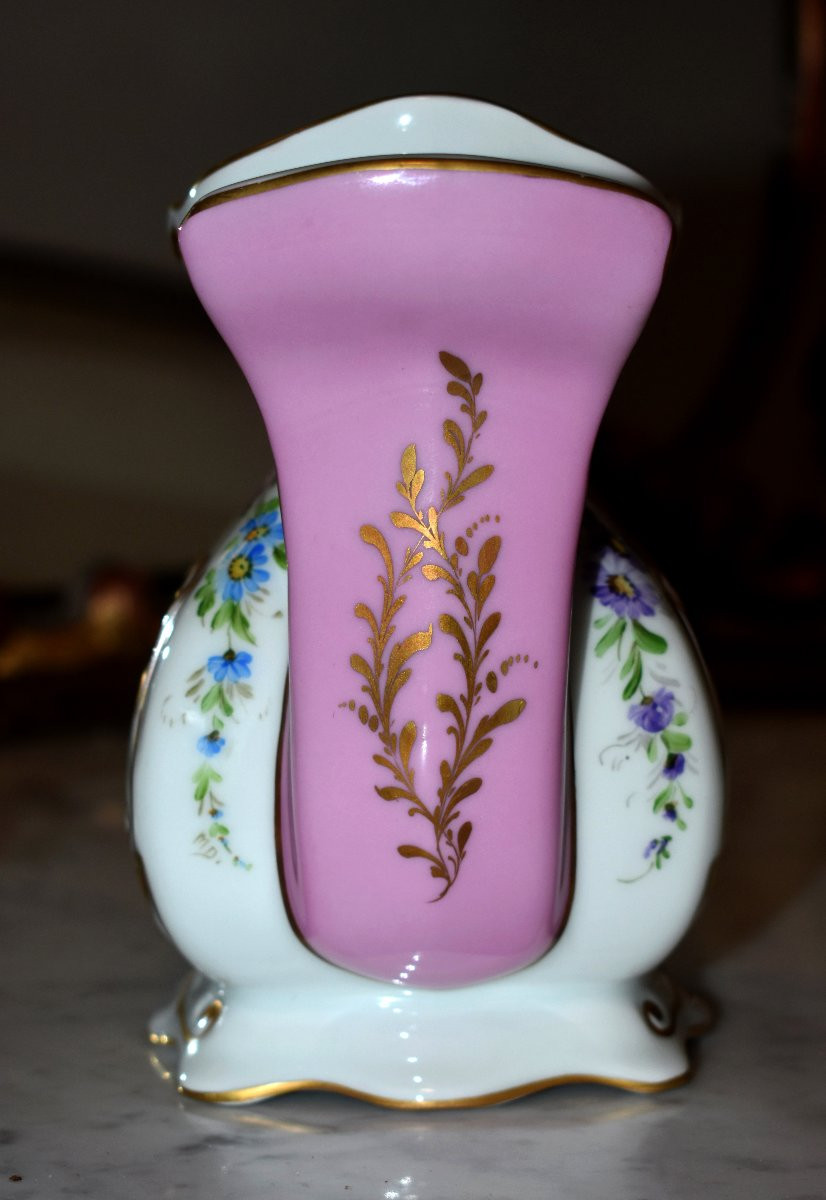  Goudeville , vase  peint &agrave; la main , bouqueti&egrave;re en porcelaine de Limoges d&eacute;cor floral -photo-6