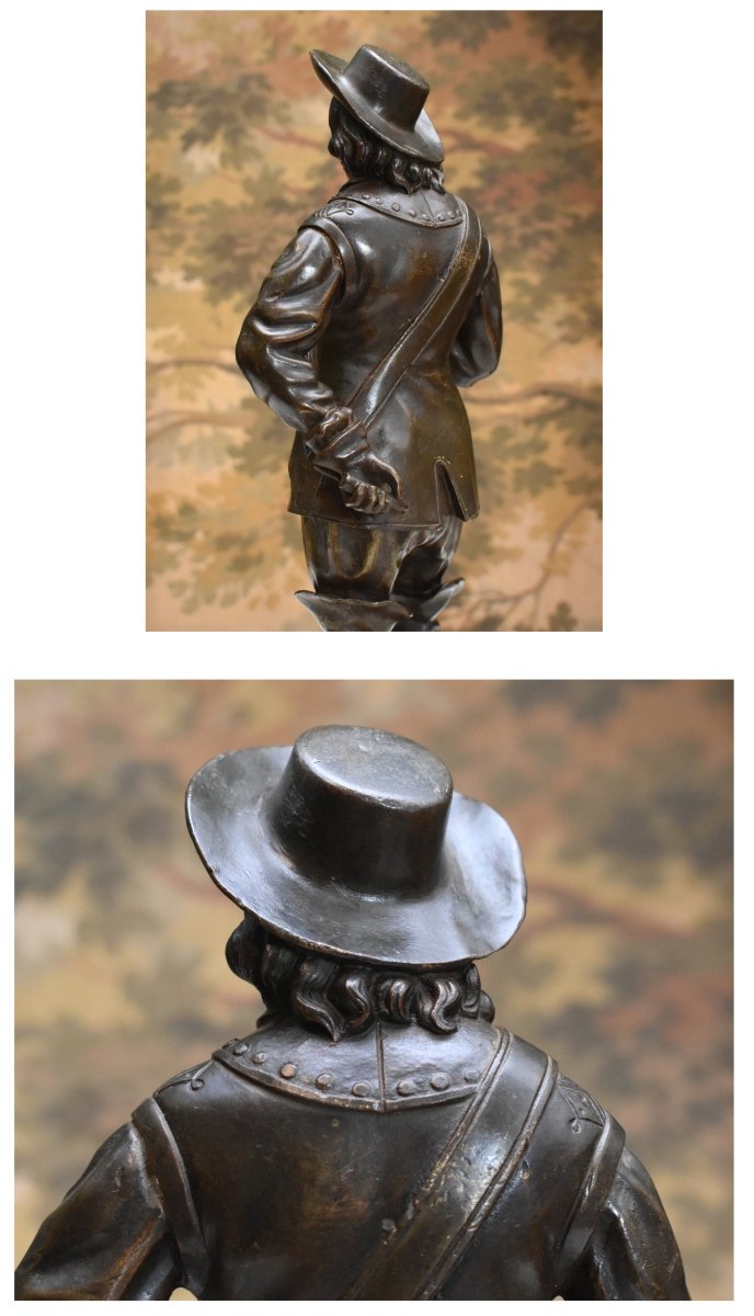 Bronze Musketeer Statue, Sculpture Of A Soldier In Military Uniform, -photo-5