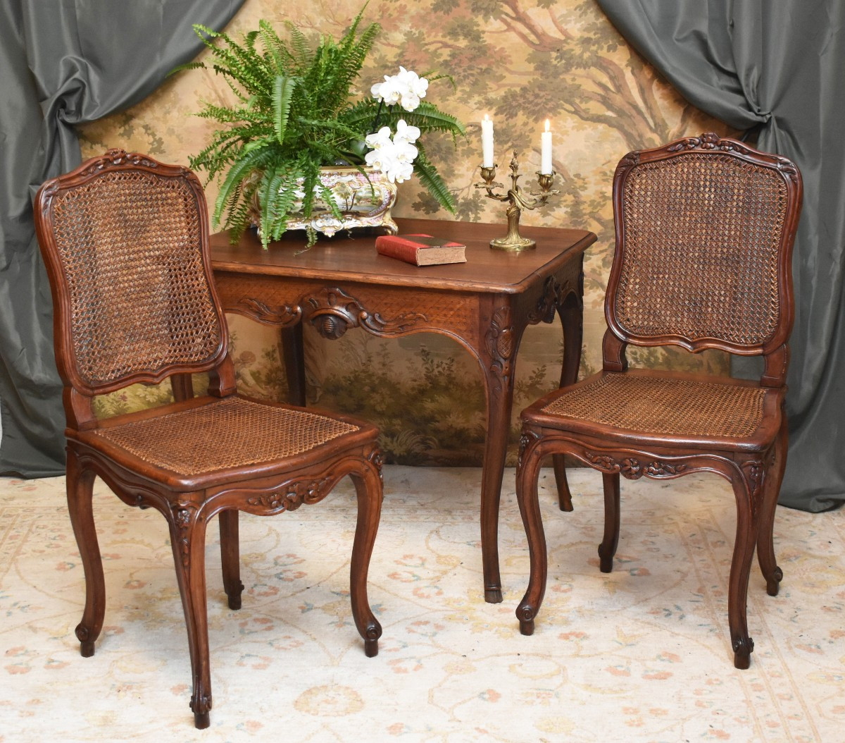  paire de chaises cann&eacute;es , estampill&eacute;es Falconet,  Epoque louis XV ,  fonds de cannes , XVIIIe