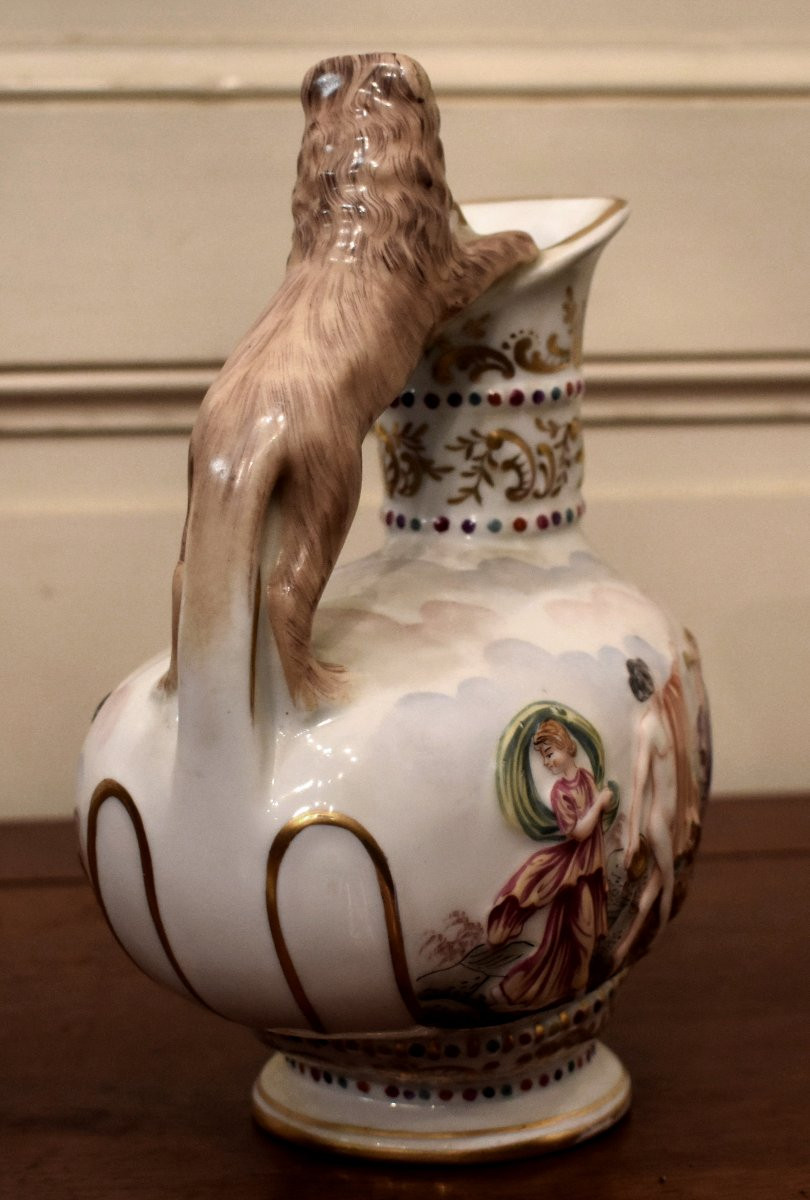 Capodimonte Porcelain Pitcher, Naples, Italy, Decorated With An Antique Scene, Capo Di Monté, 19th Century-photo-3