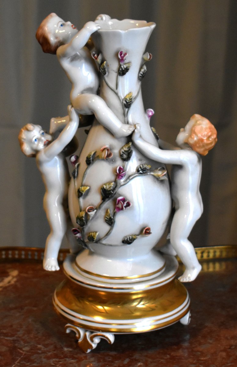 Limoges Porcelain Vase On A Gold-gilt Enhanced Base, Decorated With Putti, Entirely Hand-painted.-photo-2