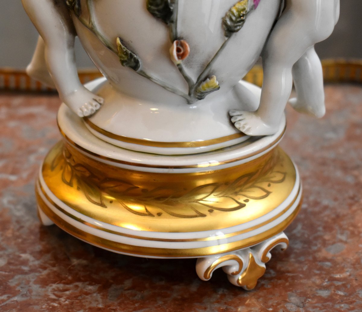Limoges Porcelain Vase On A Gold-gilt Enhanced Base, Decorated With Putti, Entirely Hand-painted.-photo-5