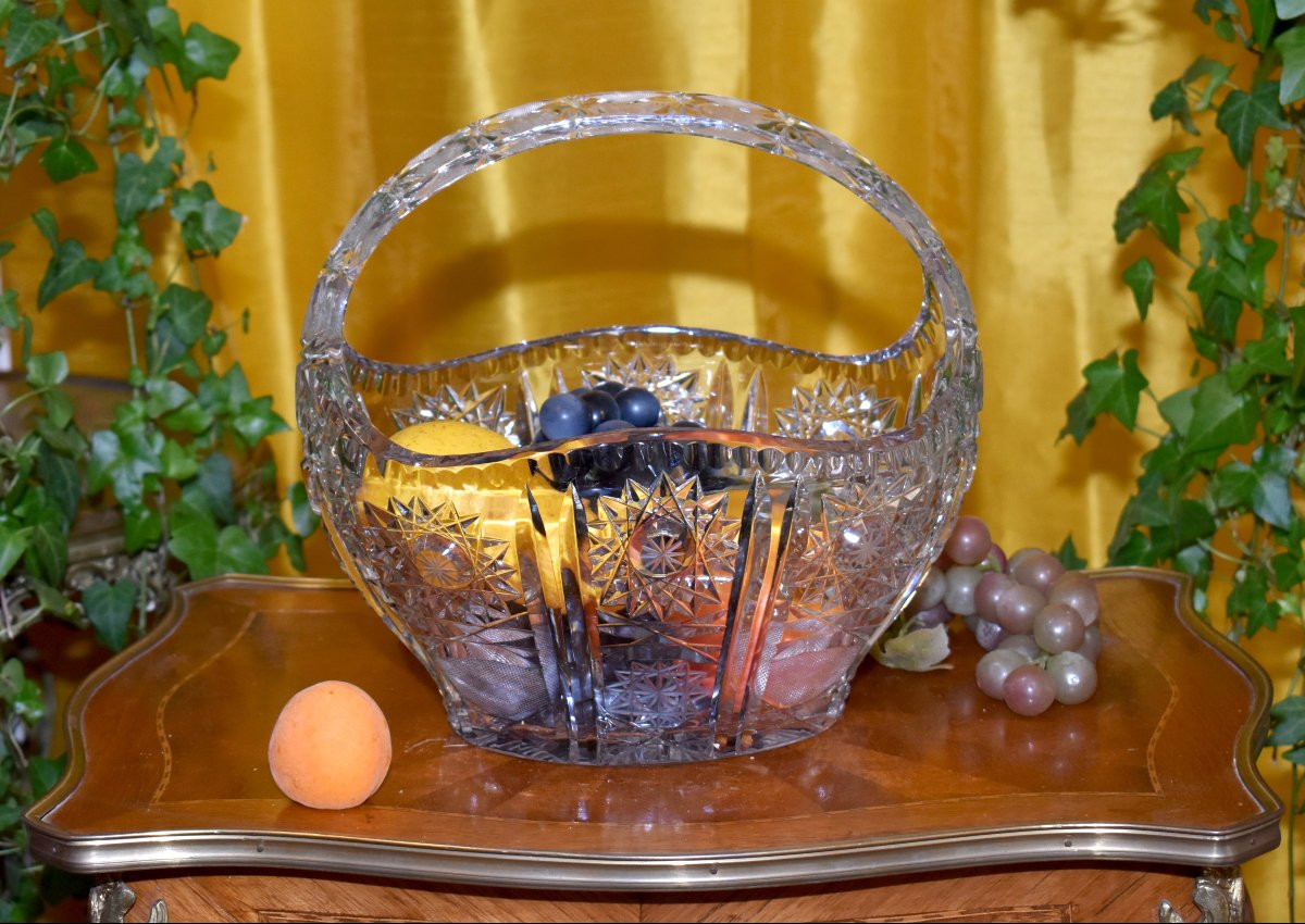 Grande coupe  en cristal taillé et ciselé , centre de table, vide poche ,  en forme de panier-photo-2